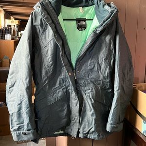 North Face Lightweight Blue/Green Winter Jacket